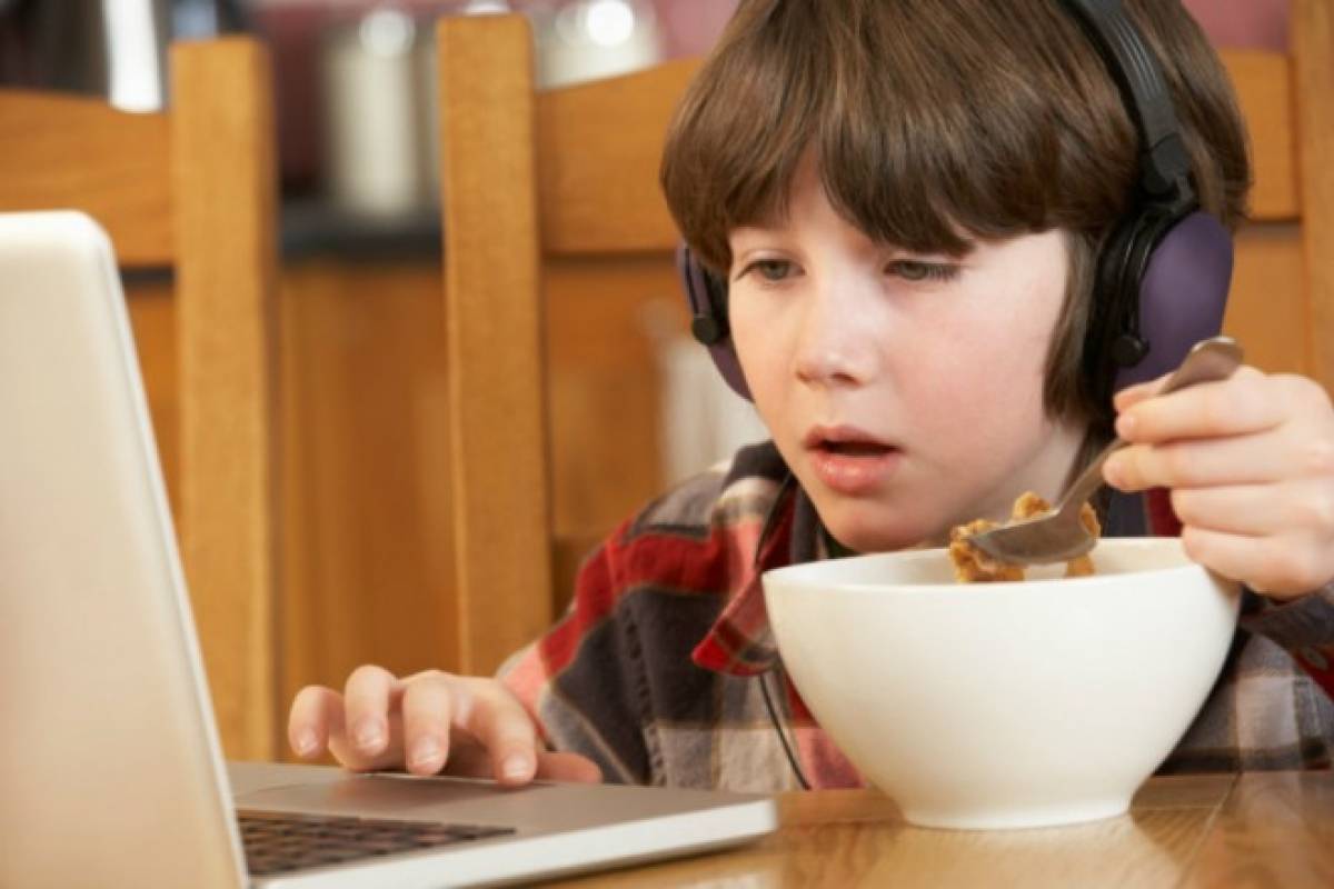 [:ru]internet has become more important than bread and buckwheat[:]